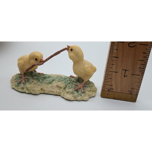 Schmid Lowell Davis "Don't Play With Your Food " Figurine Chicks With Worm - Picture 6 of 9